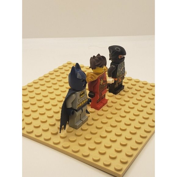 LEGO Minifigure Mixed Lot of 3 Batman  Head Gear C0497 - Picture 8 of 10